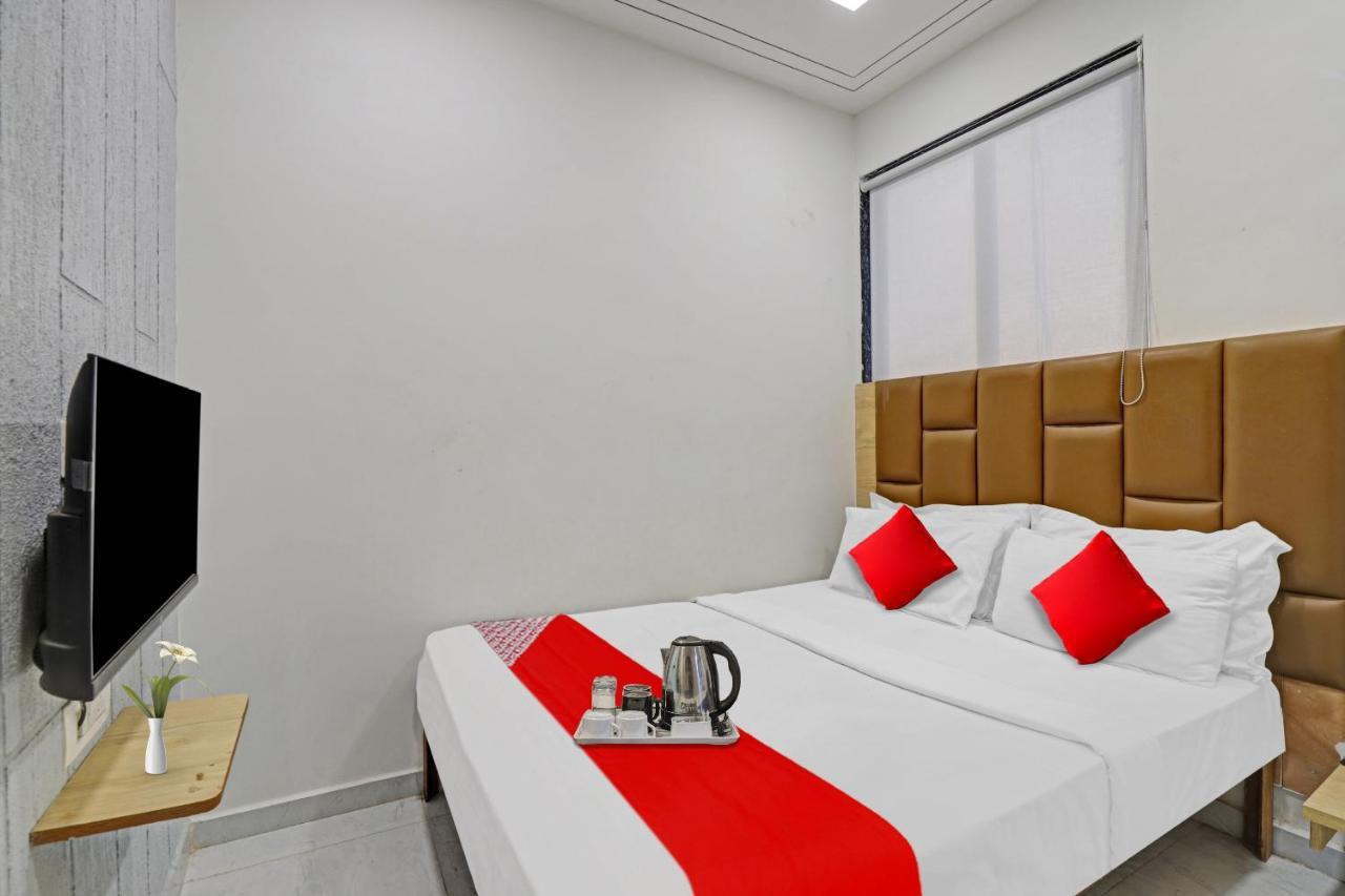 Hotel O Royal Orbit Surate Exterior foto