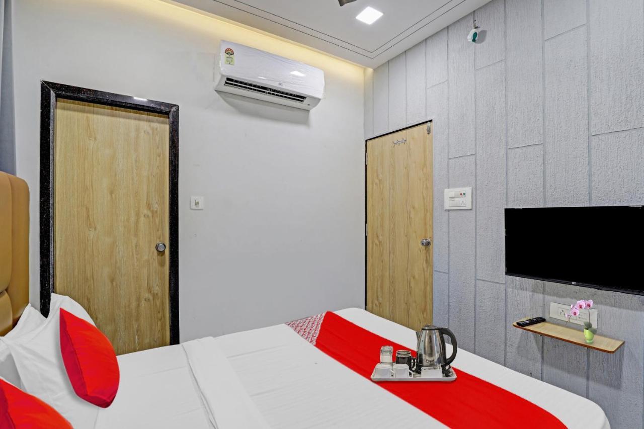 Hotel O Royal Orbit Surate Exterior foto