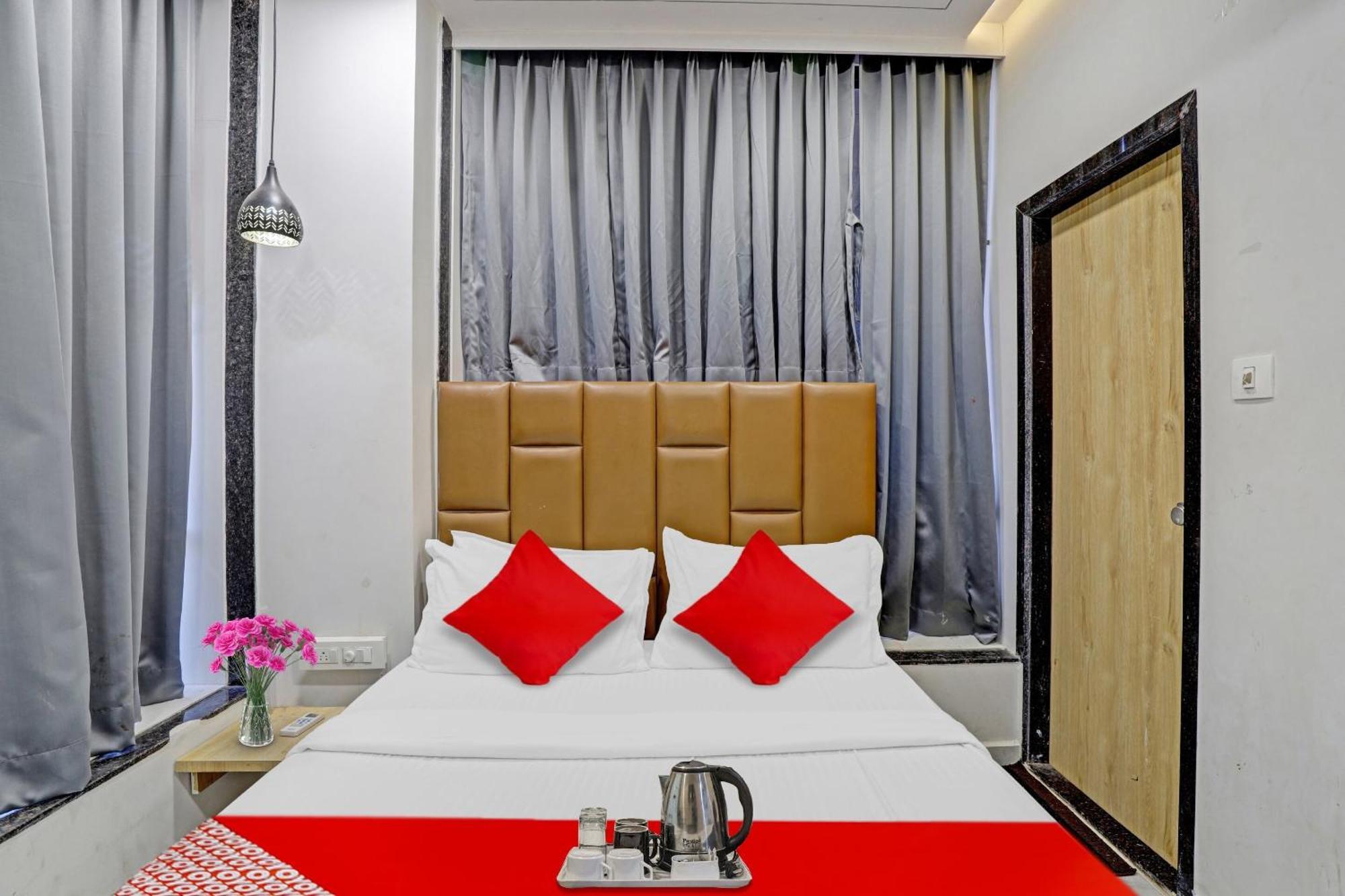 Hotel O Royal Orbit Surate Exterior foto